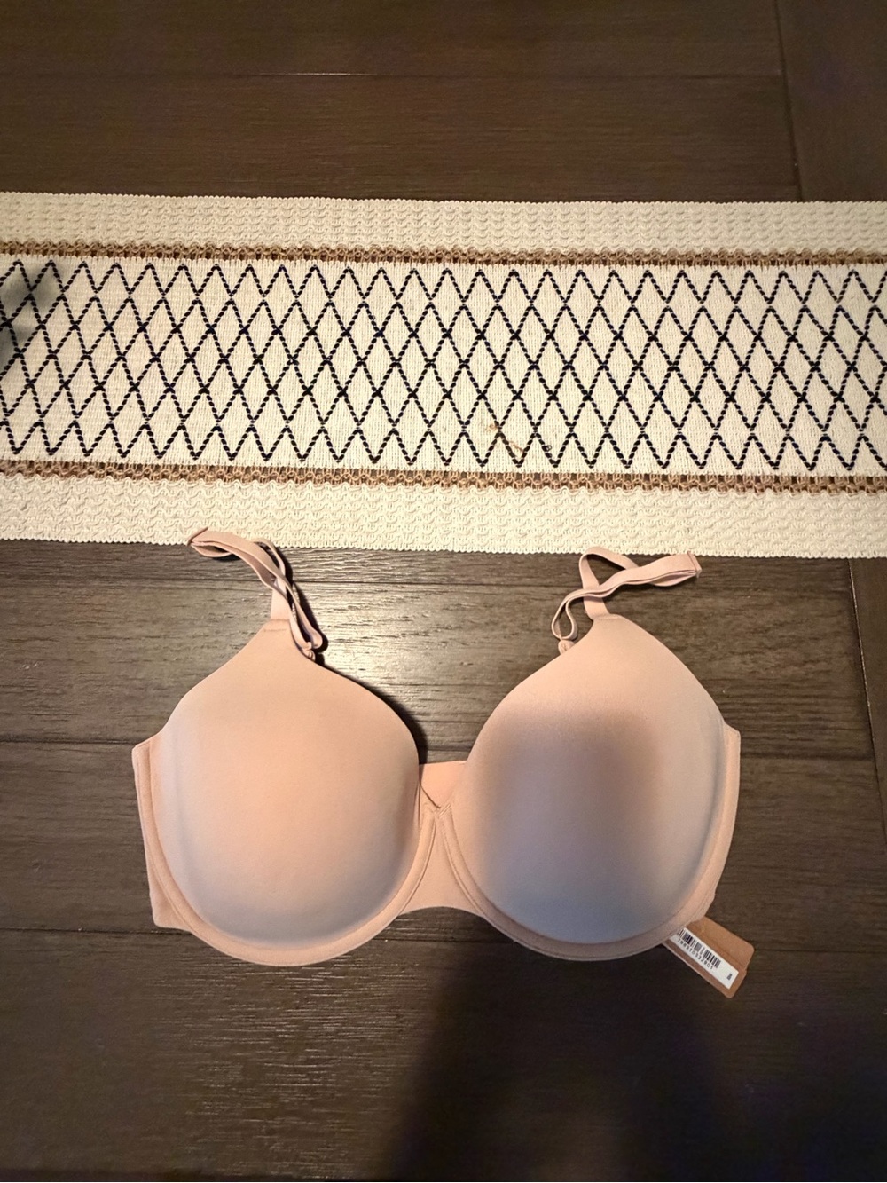 SKIMS Fits Everybody T shirts Bra 36DD
